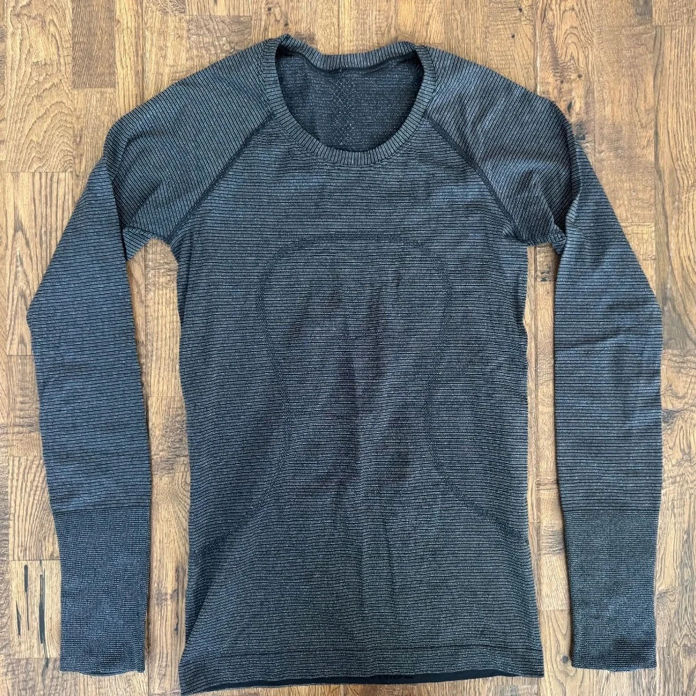 Lululemon Swiftly Tech Long Sleeve‎ Crew Sparkle Black Women's Size 6 H